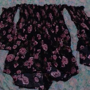 Mossimo flowy flower blouse